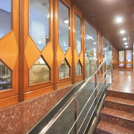 Estudio De Lujo Casaturis En El Corazon De A114
