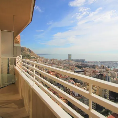 Estudio De Lujo Casaturis En El Corazón De A114 * Alicante